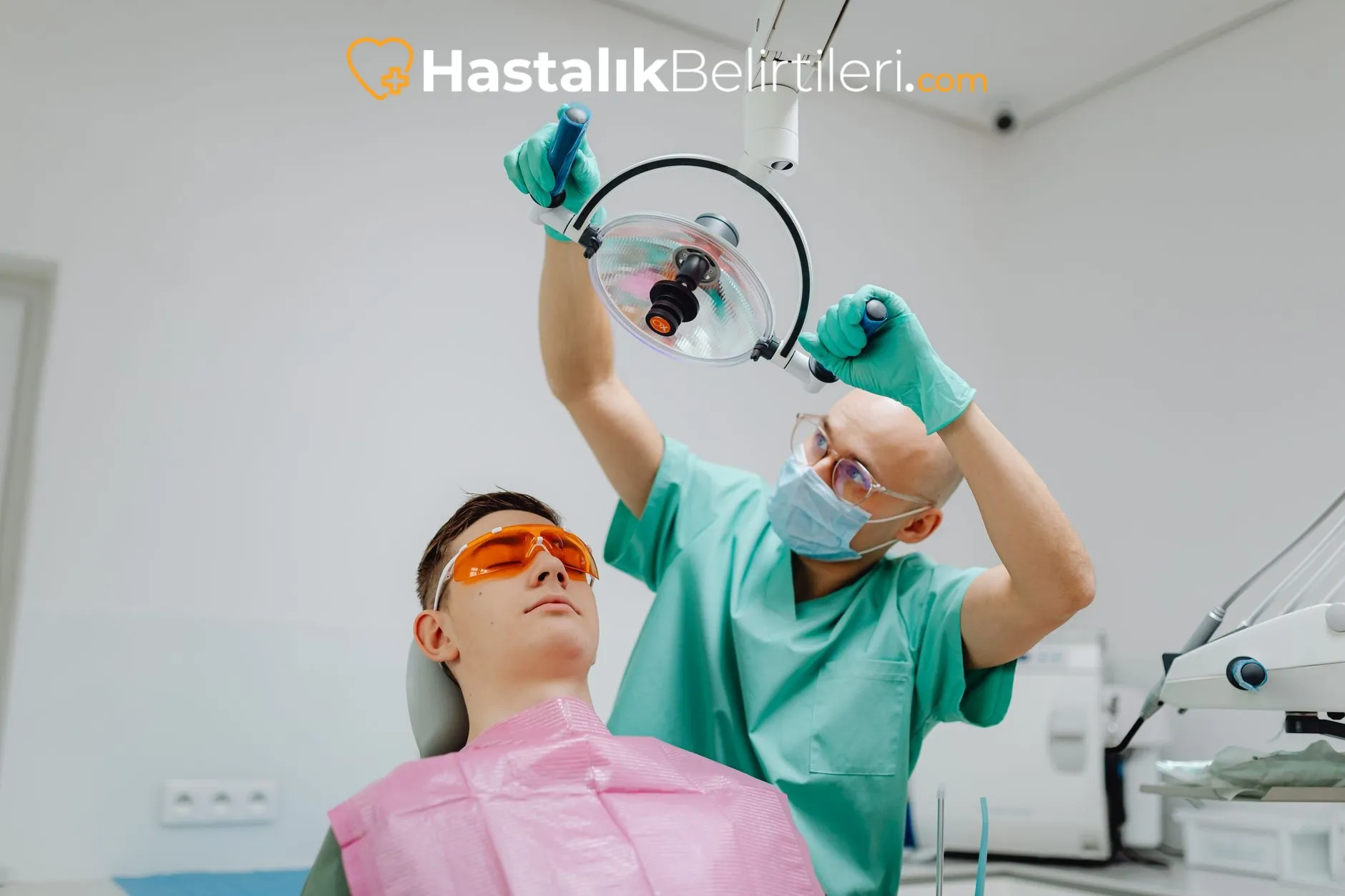 Diş Hekimi Korkusu Nasıl Yenilir? 4 Korku yönetimi için diş hekimiyle sakin iletişim