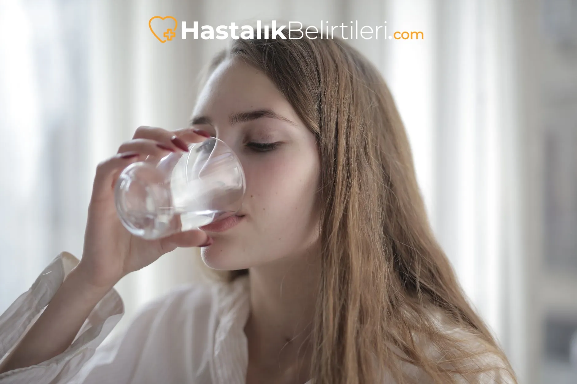 İshalde Susuzluk Belirtileri Nelerdir, Ne Zaman Acil? 4 Acil uyarılar: sürekli kusma ve kanlı ishal belirtileri