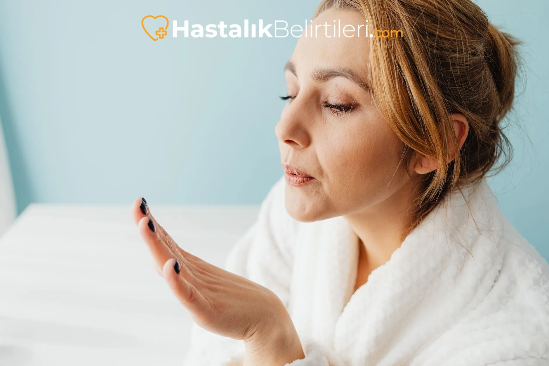 Bronşlarda hırıltı belirtisini gösteren tıbbi illüstrasyon