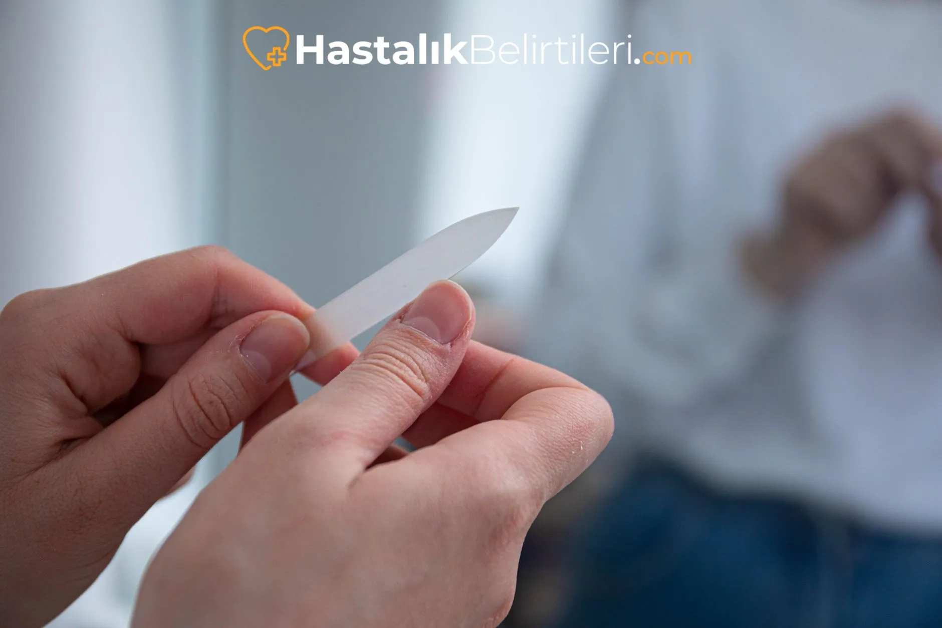 Tırnakta Sararma Neden Olur, Mantar mı? 4 mantar mı beslenme eksikliği mi?